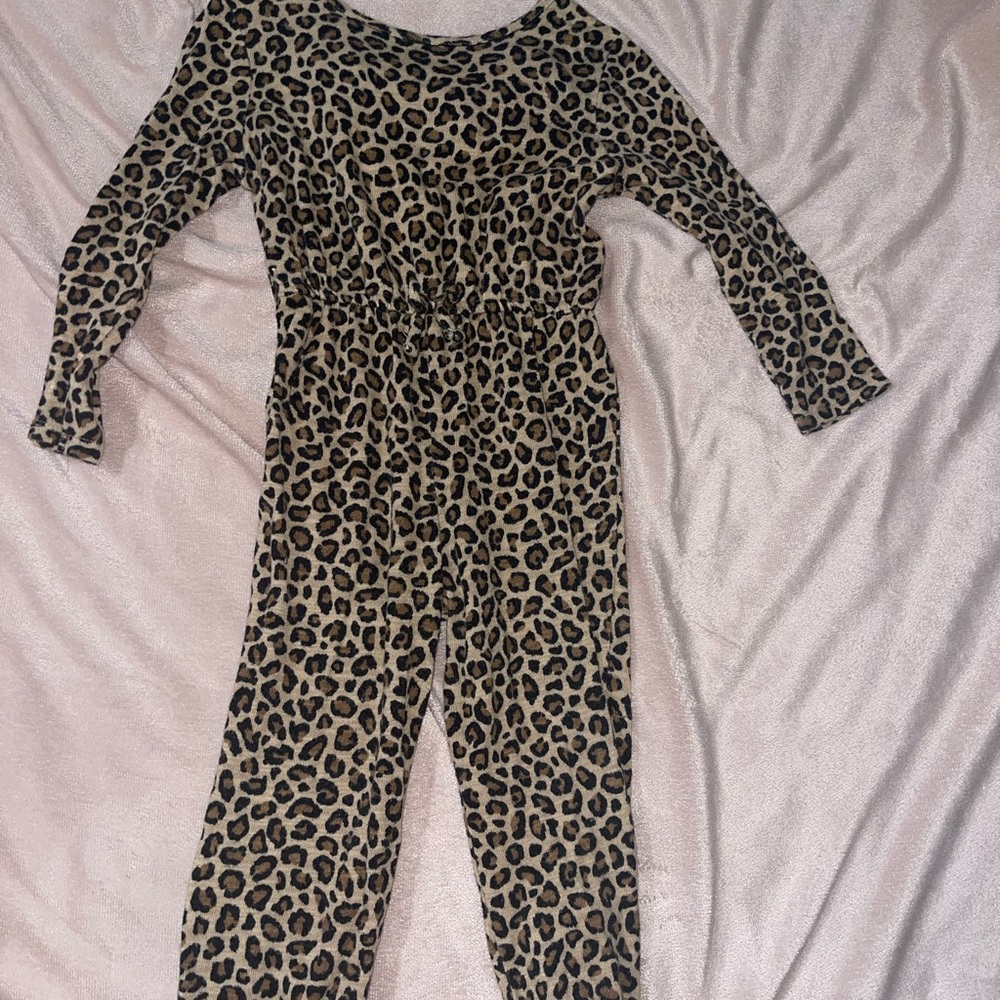 Cheetah print long sleeve one piece . 3T old navy little girls .